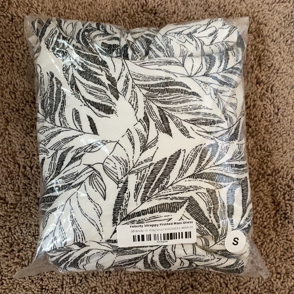 Felicity Strappy Printed Maxi Dress - S NWT - Picture 10 of 11